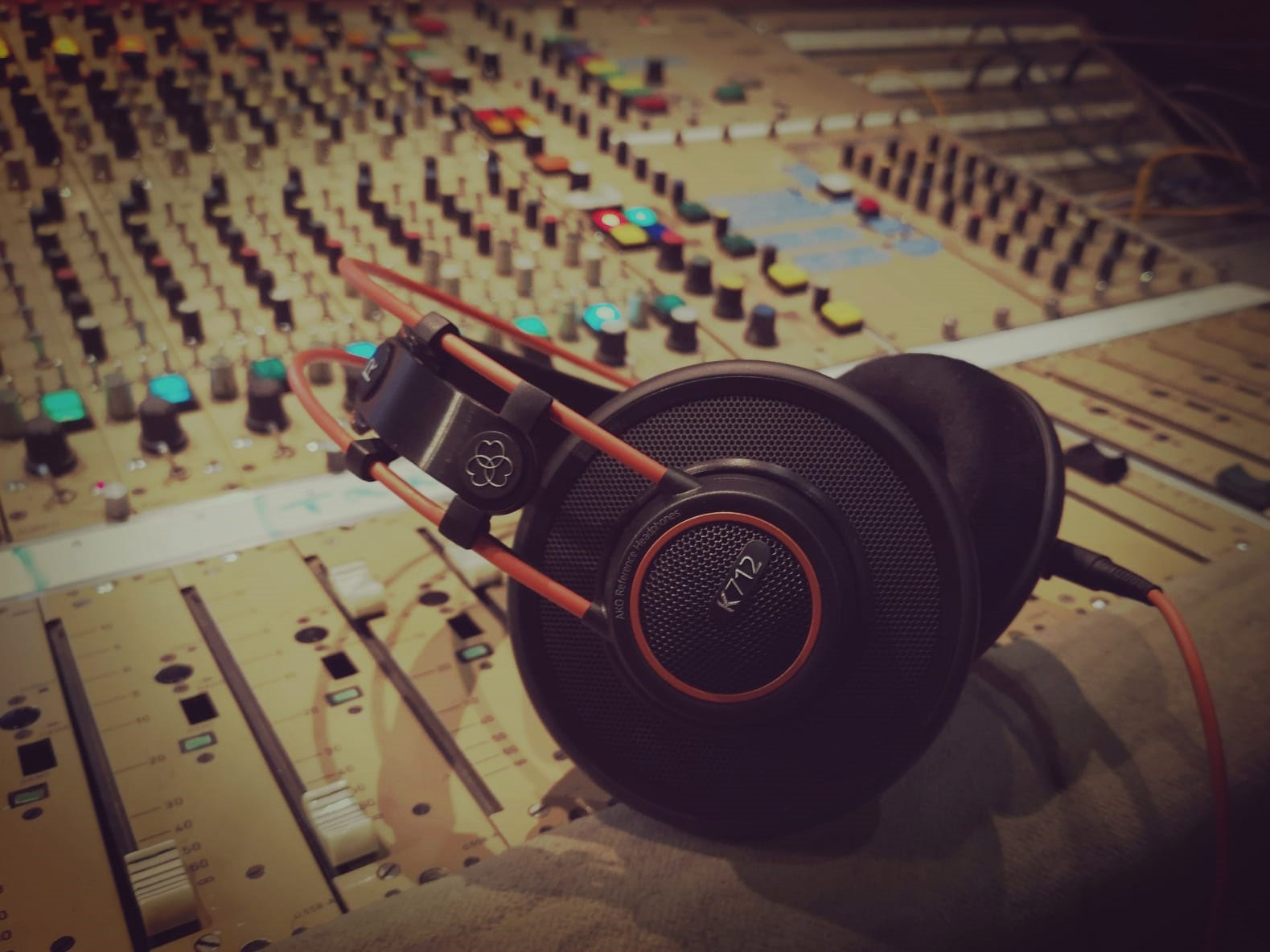 The_Lodge_Recording_Studio_Reference _Headphones